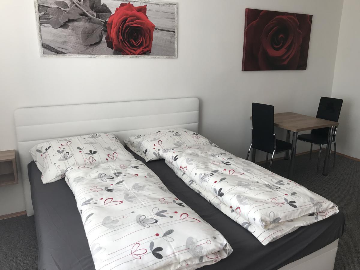 Apartment Dominika Strupcice Екстериор снимка